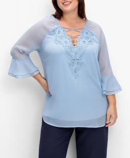 Chiffontunika mit Spitze und Volantärmeln bleu