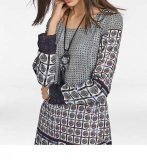 Designer-Kleid bunt