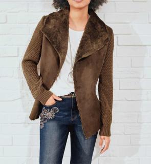 Designer-Strickjacke mit Lammfellimitat braun