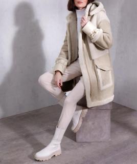 Lammfelljacke mit gewebten Ärmelbündchen sand