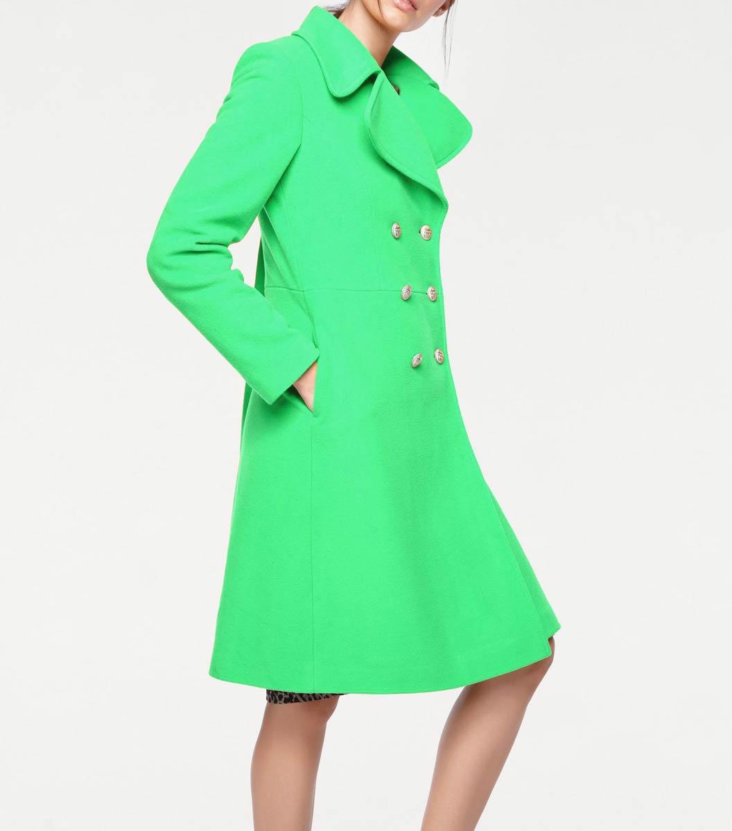 Зеленое пальто купить. Зеленое пальто. Красивое зеленое пальто. Пальто Heine. Пальто салатовая Befree женская.
