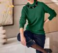 Designer-Pullover mit Zierösen grün
