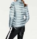 Designer-Steppjacke mit Patches eisblau