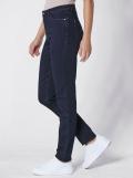 Jeans mit Passformsattel hinten dark blue