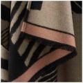 Marken-Poncho schwarz-beige