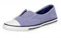 Marken-Slipper hellblau