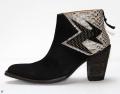 Marken-Stiefelette mit Pythonleder schwarz