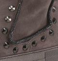 Marken-Velourslederstiefelette mit Nieten grau