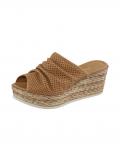 Nappaleder-Pantolette mit Lochmuster camel
