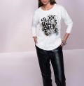 Pullover mit Statementprint und Ziersteinchen ecru