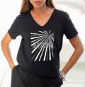 Shirt mit Ziersteinchen am Platzierter Druckbild schwarz