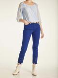 Slim-Fit-Hose mit Stickerei marine