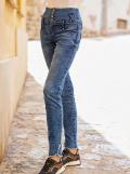 Stretchjeans mit Waschung und Nieten dark blue used