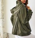 Übergangsjacke mit Glanz-Effekt oliv